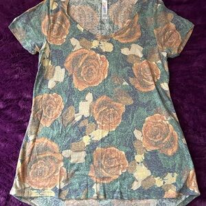 Lularoe Rose floral Classic tee